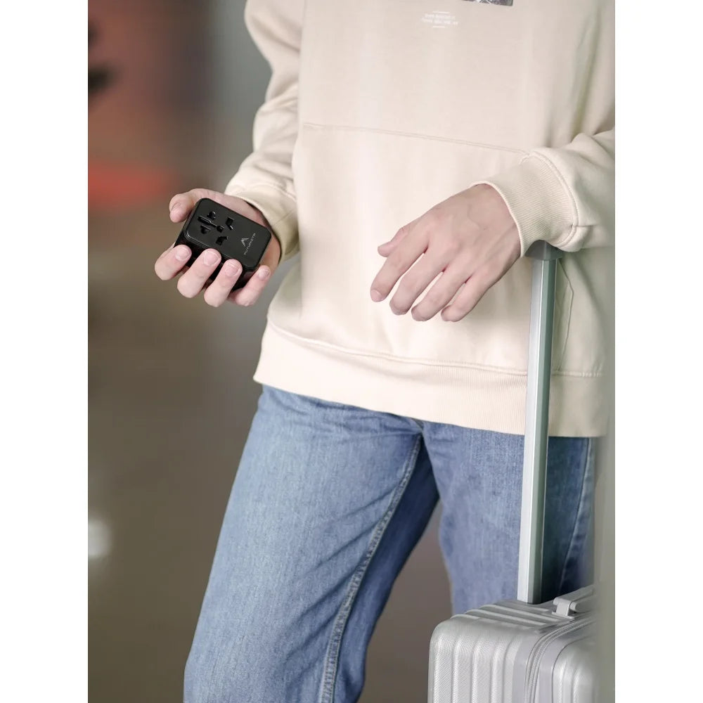 TravlMate 70W Universal Travel GaN Charger - International Adapter