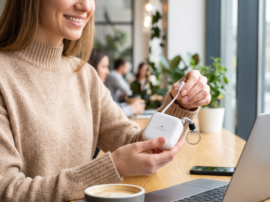 Pixy Pop 40W Ultra Compact Powerbank with Retractable Cable